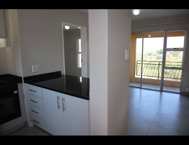 1 BEDROOM APARTMENT FOR SALE IN CAVERSHAM GLEN